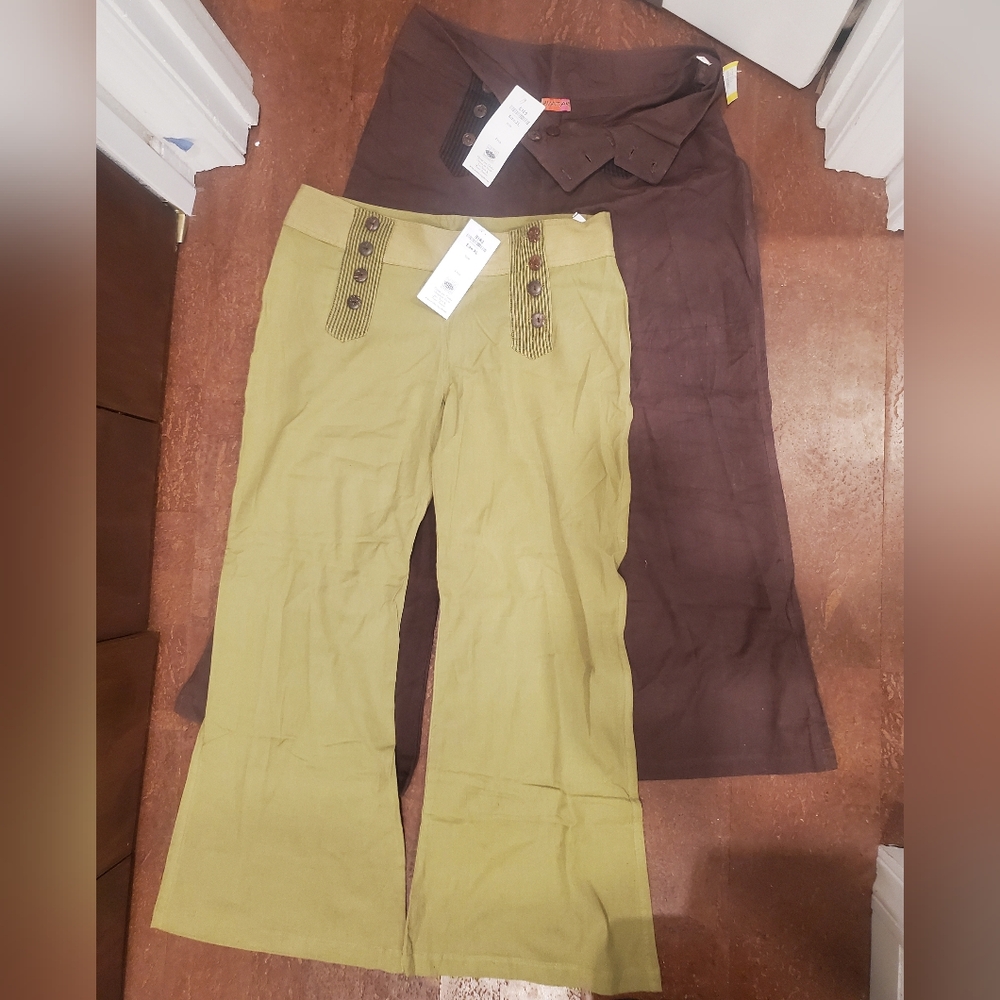 Stylish Brown and Tan Pants with Button Detail